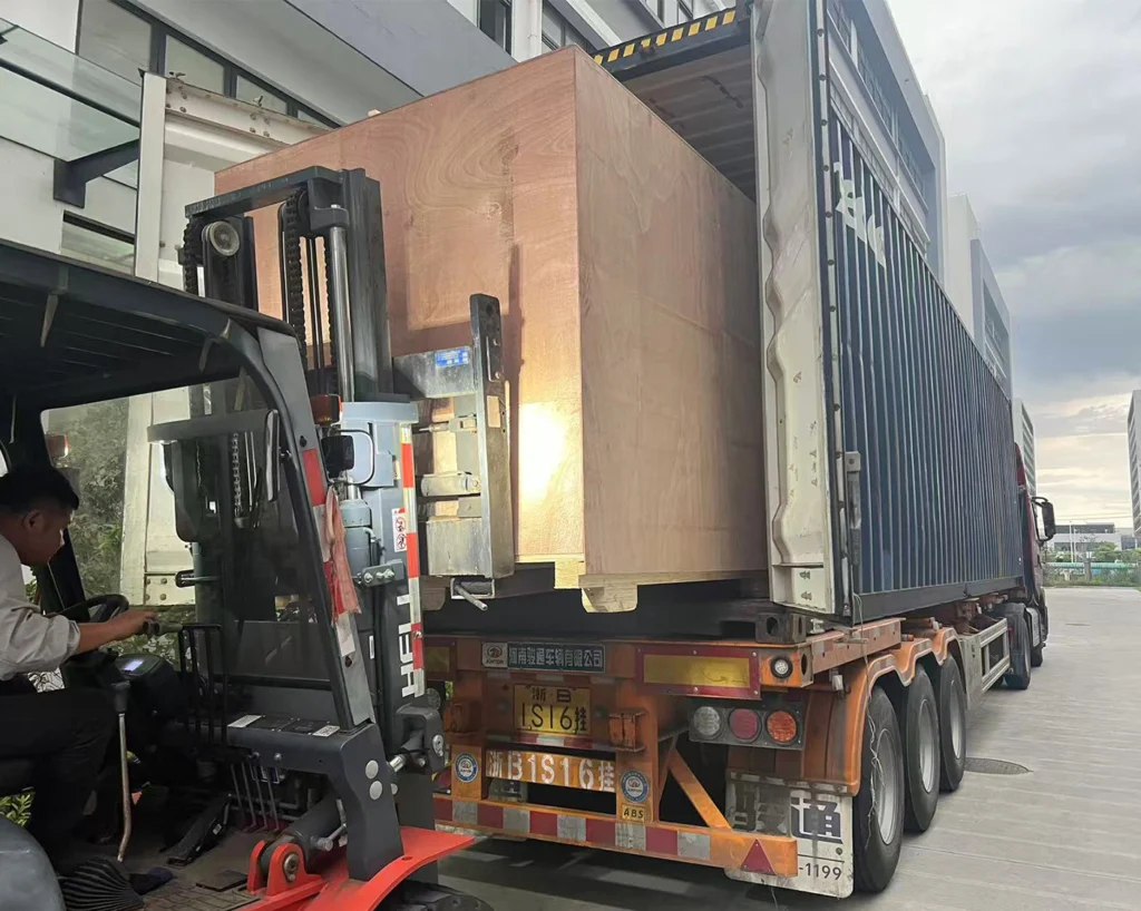 alt="Complete label converting machinery packing for export"